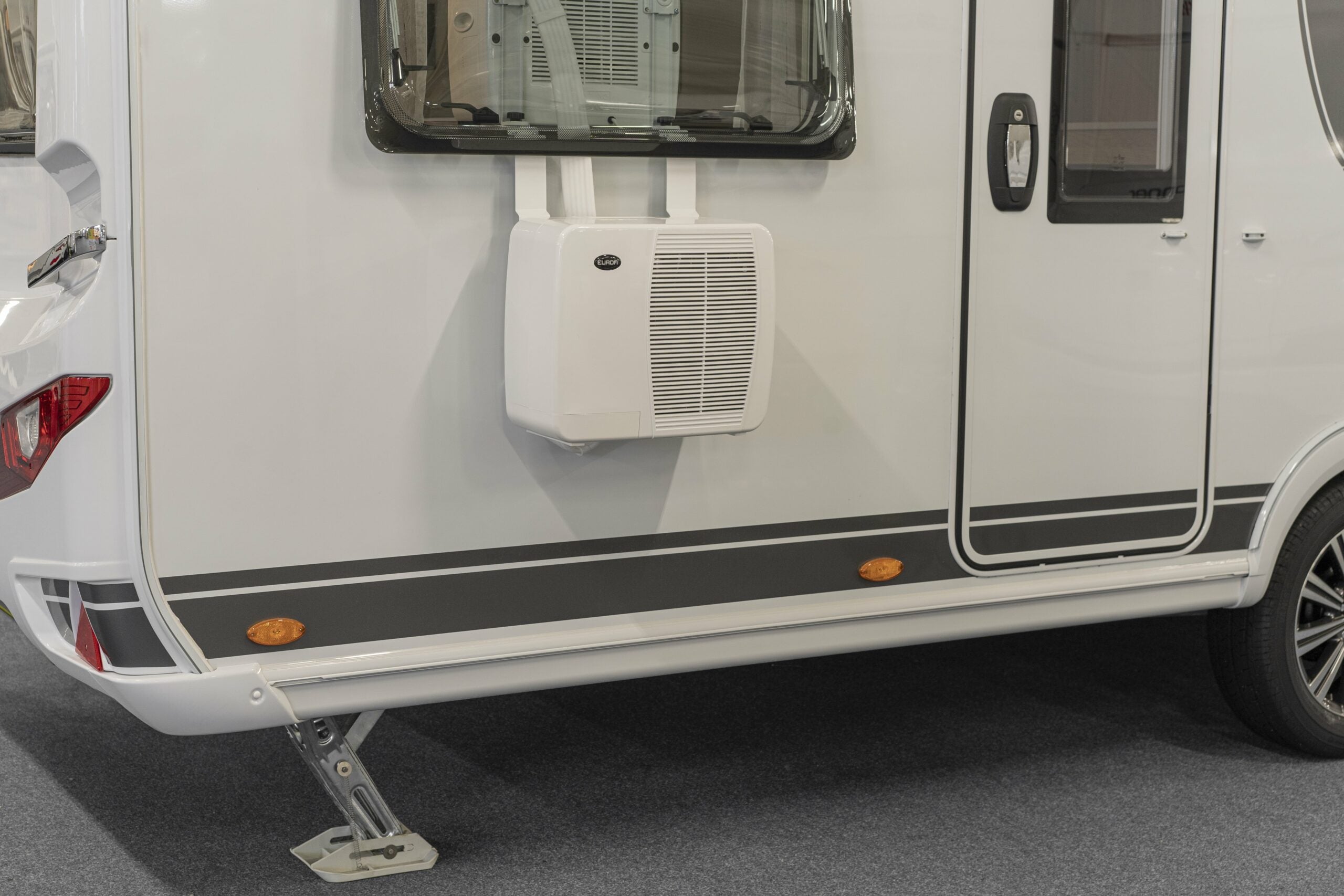 EUROM AC 3201 E Wohnwagen Reisemobil Camping Split Klimaanlage 3200BT EUROM AC 3201 E Wohnwagen Reisemobil Camping Split Klimaanlage 3200BT