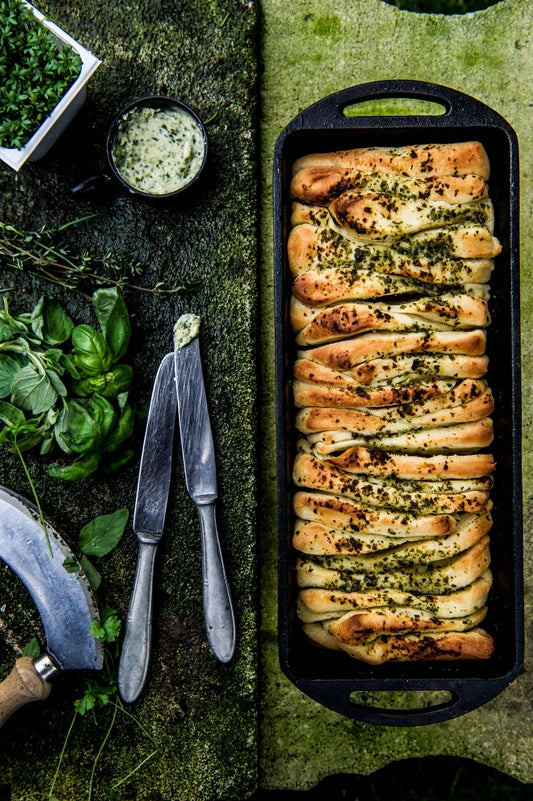 Draußen Backen – Das Petromax Outdoor-Backbuch